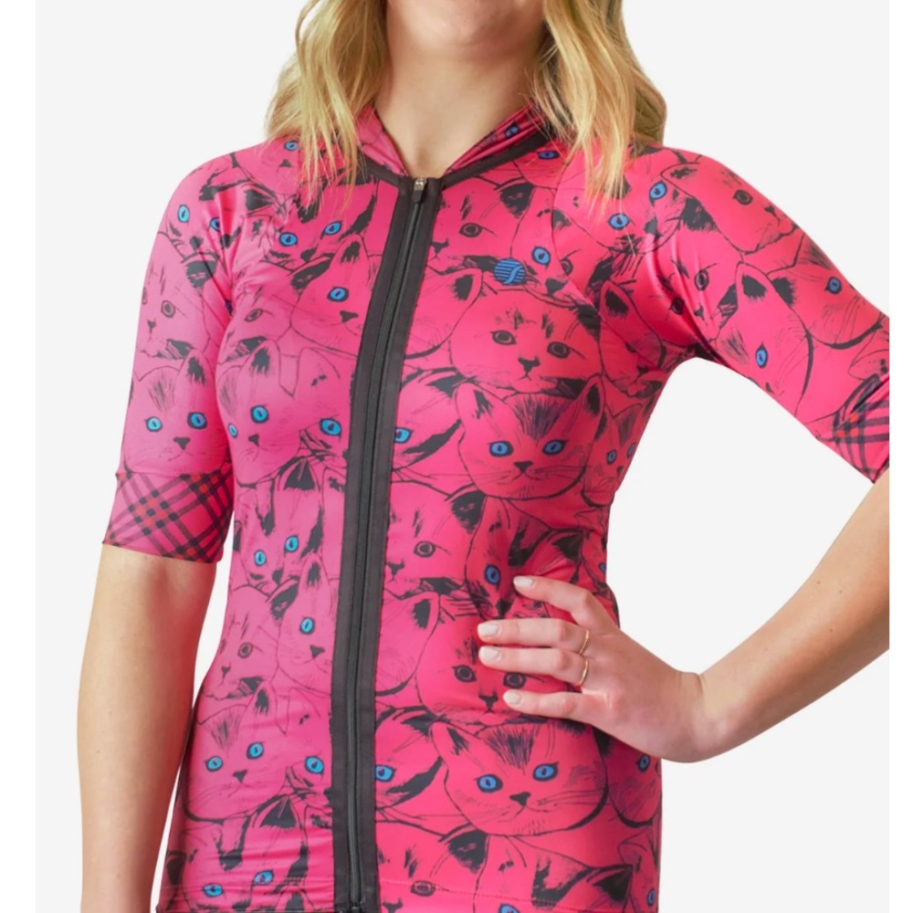 NWT Shebeest smitten kitten jersey Small